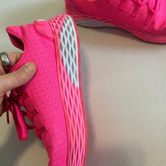 NoBull Ripstop Runner Neon Pink M6, W7.5 - Picture 3 of 11